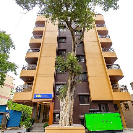 Fabhotel Gaurav Galaxy Pune Eksteriør bilde